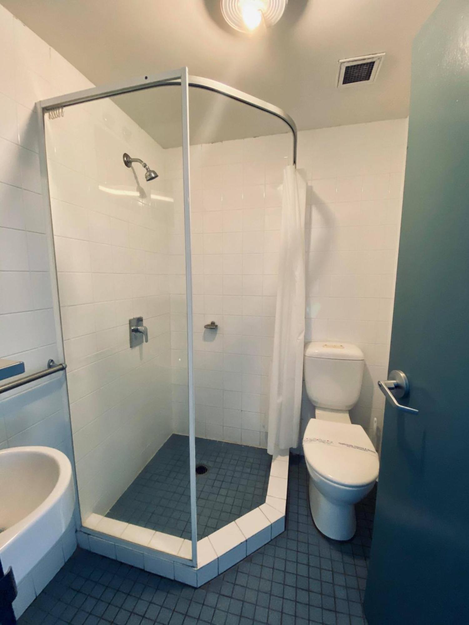 Boardrider Backpackers And Budget Motel Сидней Экстерьер фото