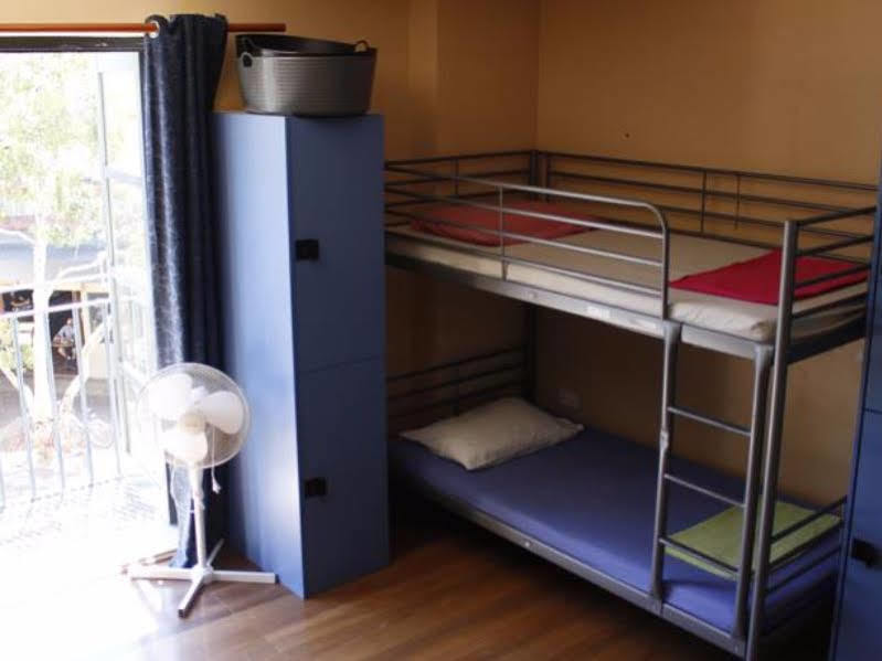 Boardrider Backpackers And Budget Motel Сидней Экстерьер фото